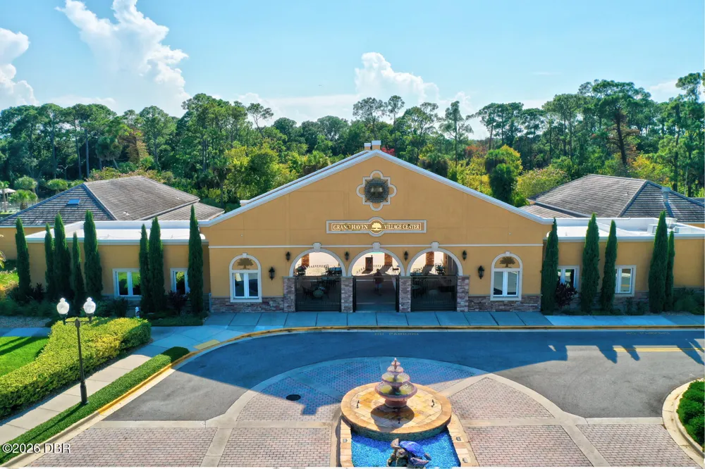 42 W Waterside Parkway Palm Coast, FL 32137