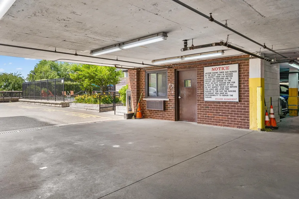 1 GREENE ST Jersey City, NJ 07302