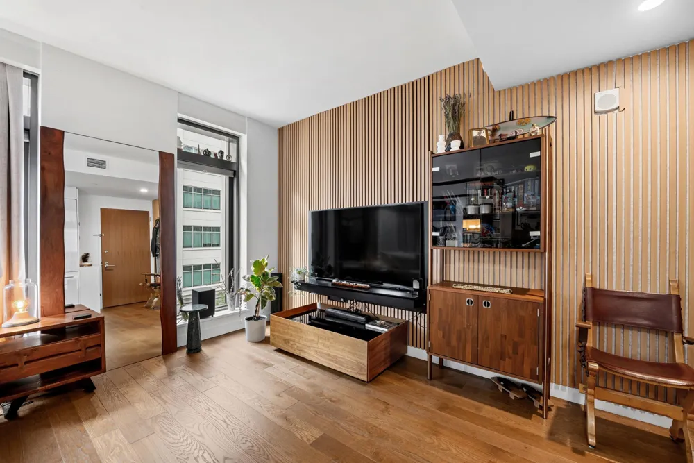 99 HUDSON ST Jersey City, NJ 07302