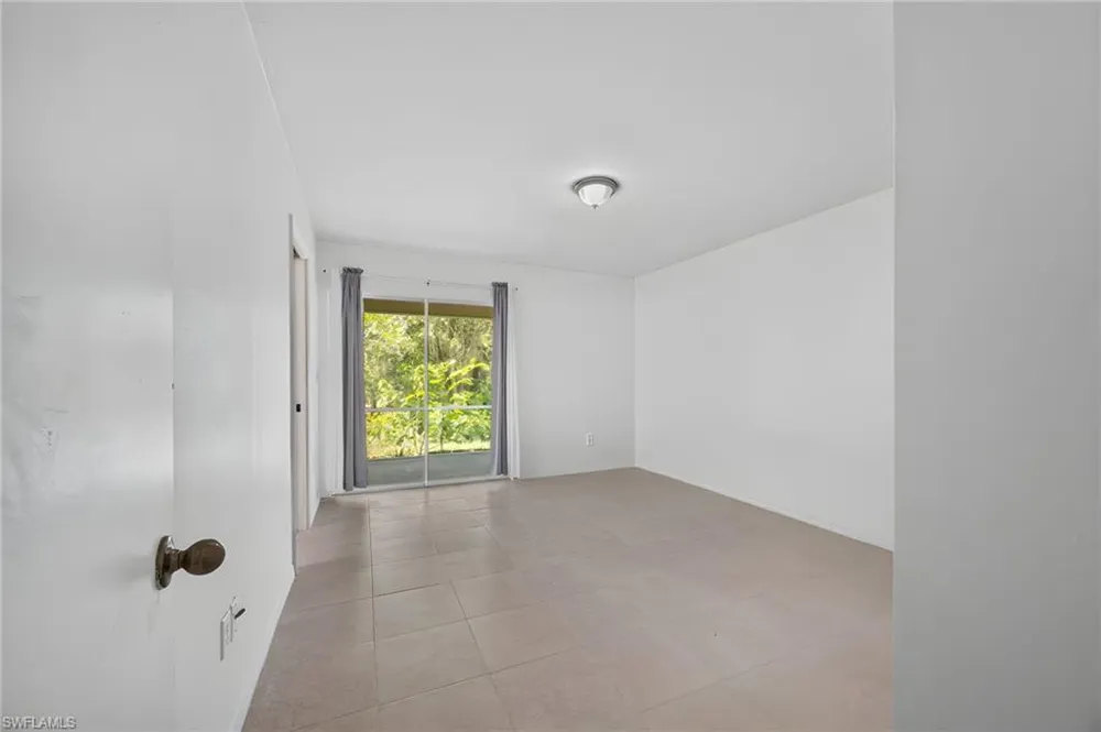 2961 6th Street NW Naples, FL 34120