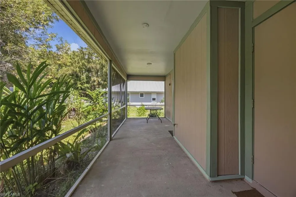 2961 6th Street NW Naples, FL 34120