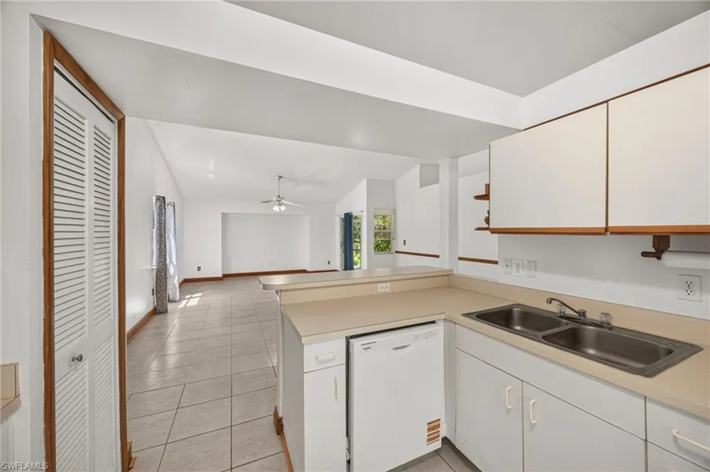 2961 6th Street NW Naples, FL 34120