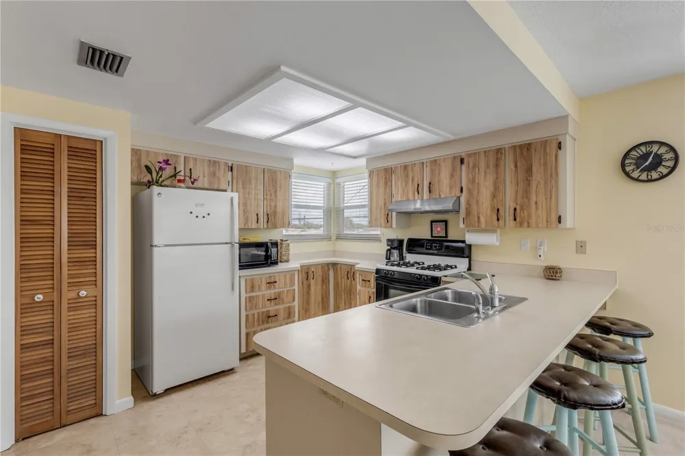 2707 S ATLANTIC AVENUE New Smyrna Beach, FL 32169