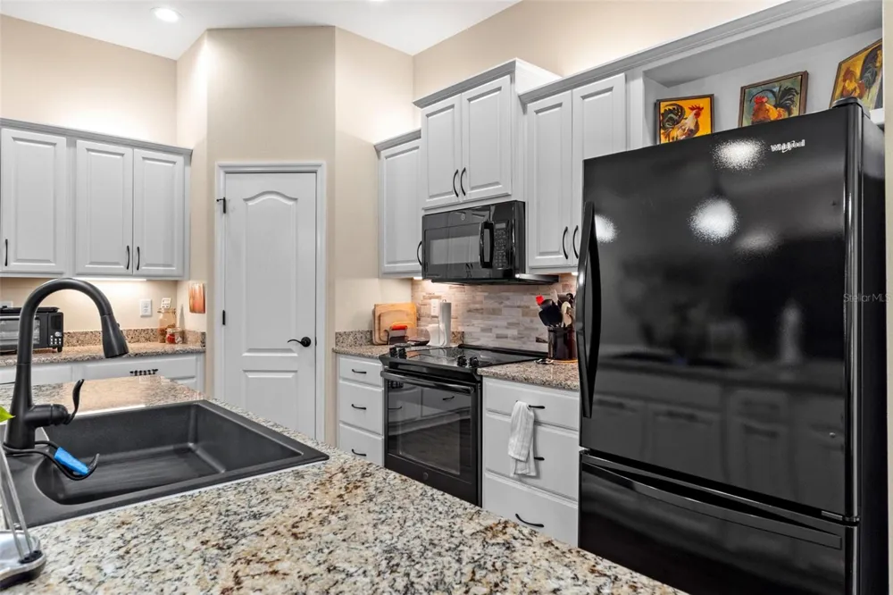 14 REDBAY COURT E Homosassa, FL 34446