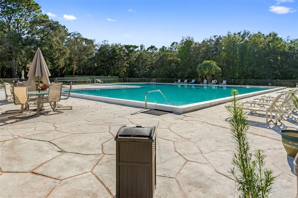 14 REDBAY COURT E Homosassa, FL 34446