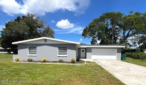 1554 Hillcrest Drive