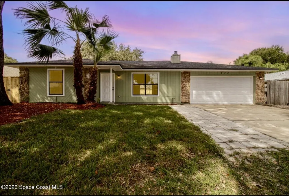 852 Belhurst Lane Rockledge, FL 32955