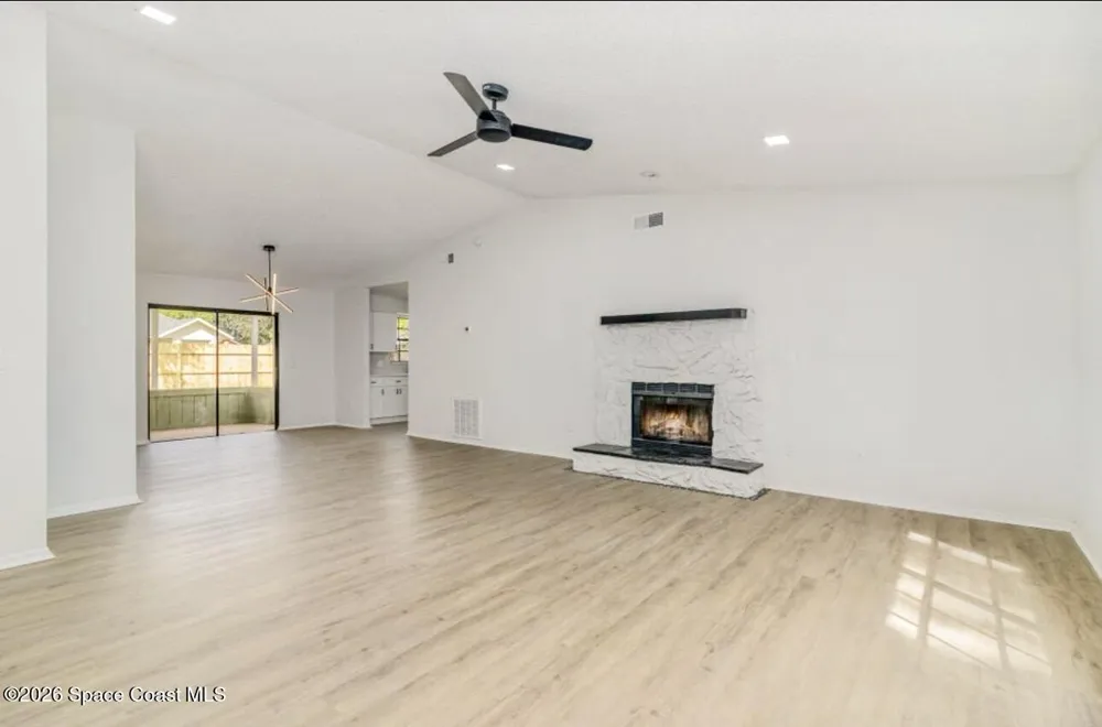 852 Belhurst Lane Rockledge, FL 32955