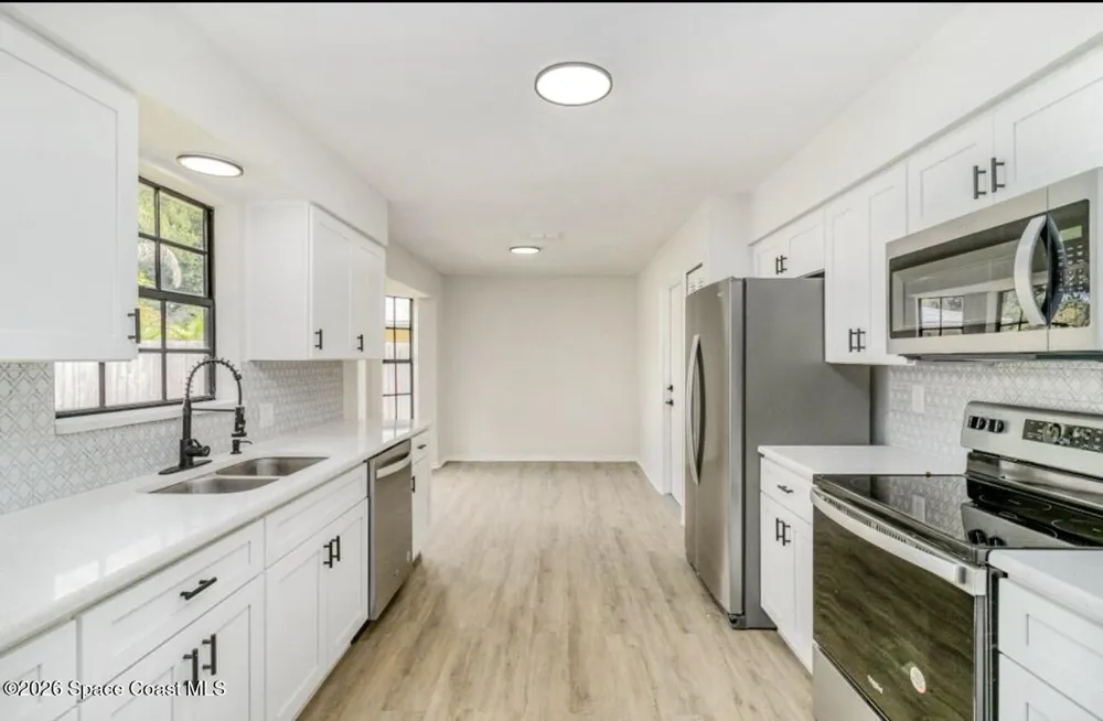 852 Belhurst Lane Rockledge, FL 32955