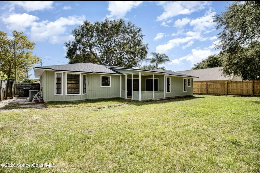 852 Belhurst Lane Rockledge, FL 32955