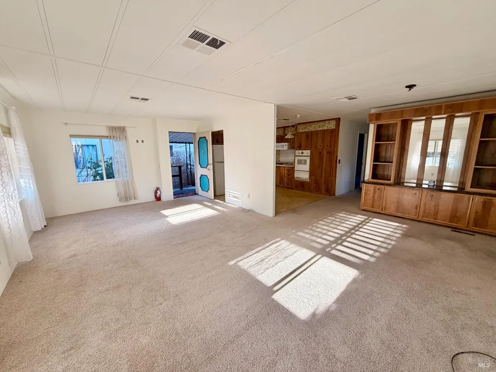 184 Mosscreek Court Santa Rosa, CA 95409