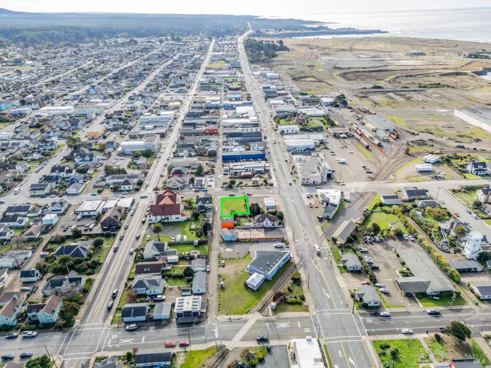 119 E Pine Street Fort Bragg, CA 95437