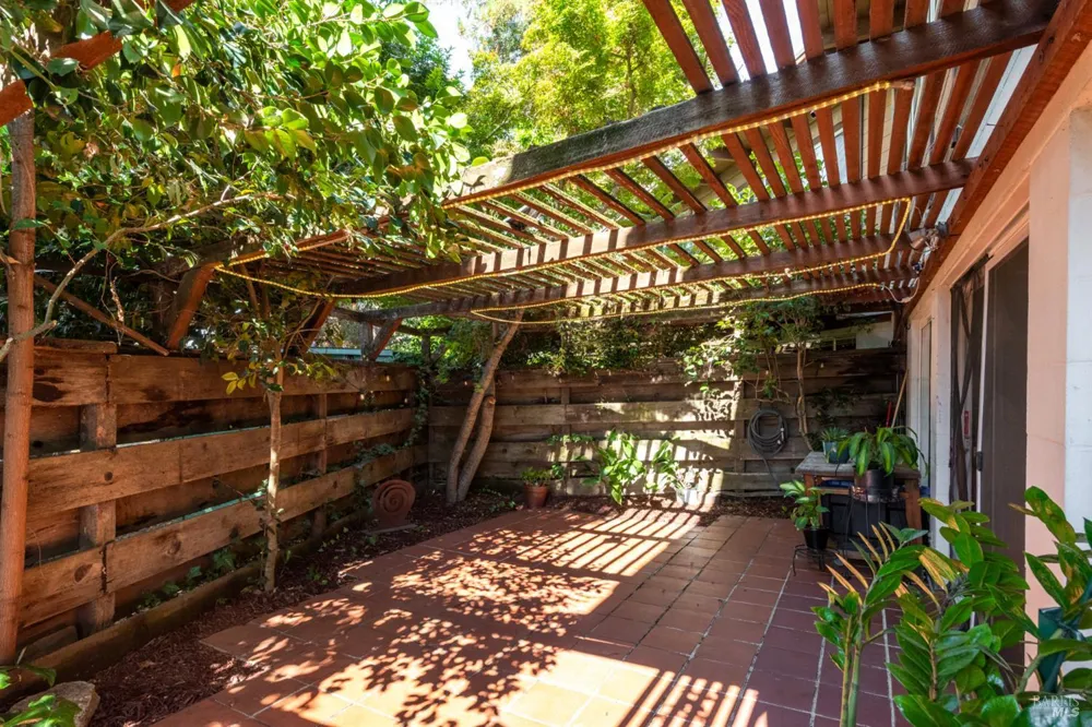 1041 3rd Street Novato, CA 94945