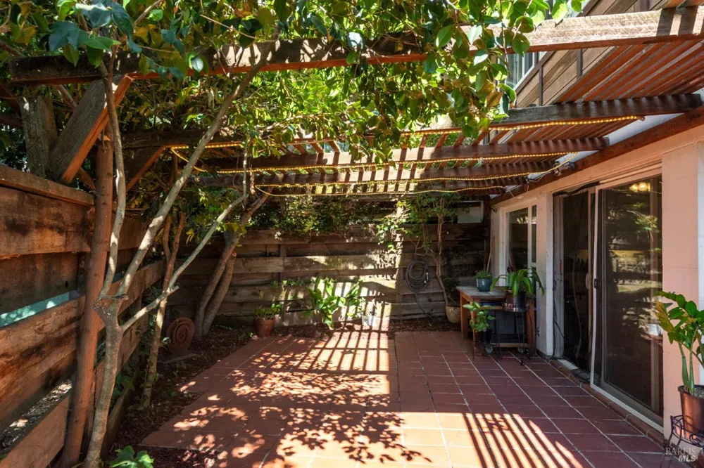 1041 3rd Street Novato, CA 94945