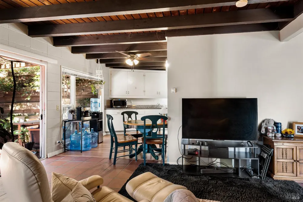 1041 3rd Street Novato, CA 94945