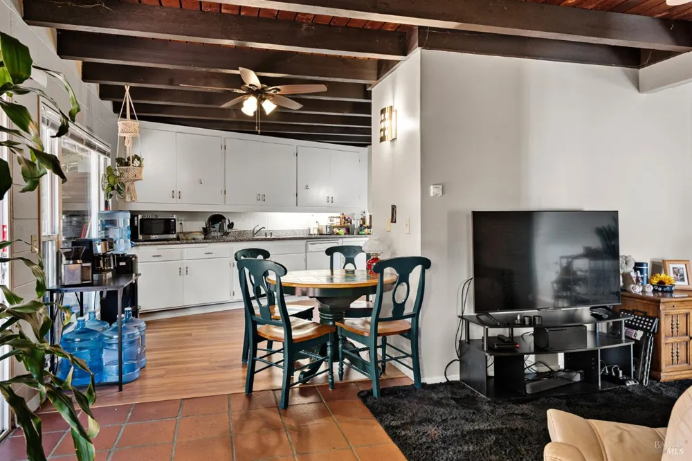1041 3rd Street Novato, CA 94945