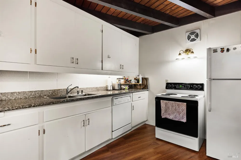 1041 3rd Street Novato, CA 94945