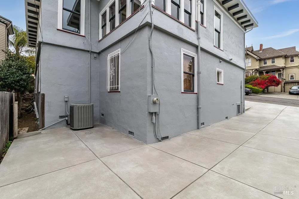 645 Georgia Street Vallejo, CA 94590