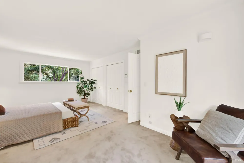 30 Oak Springs Drive Napa, CA 94558
