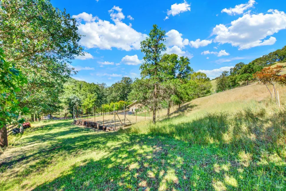 30 Oak Springs Drive Napa, CA 94558