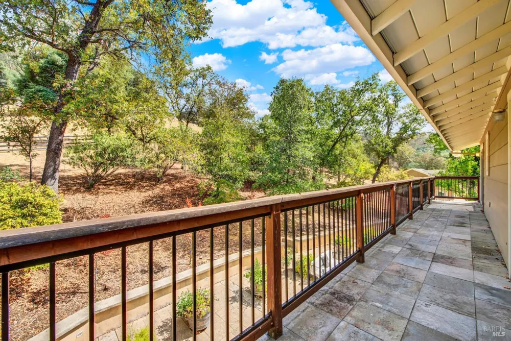 30 Oak Springs Drive Napa, CA 94558