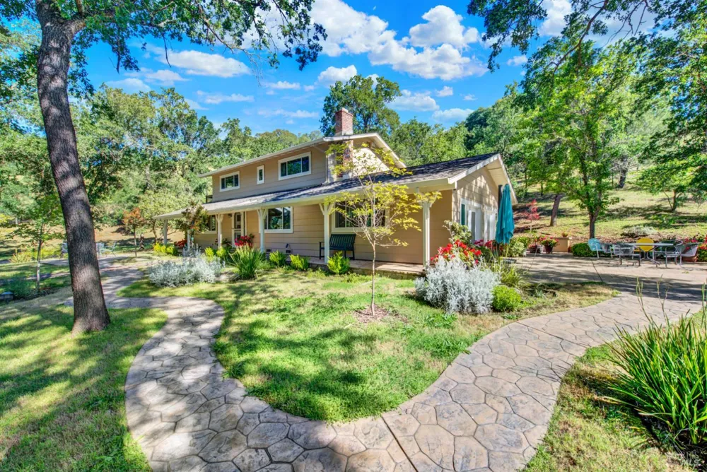 30 Oak Springs Drive Napa, CA 94558