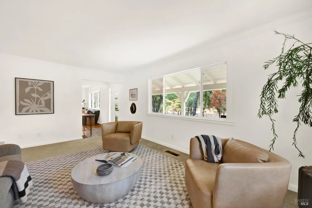 30 Oak Springs Drive Napa, CA 94558