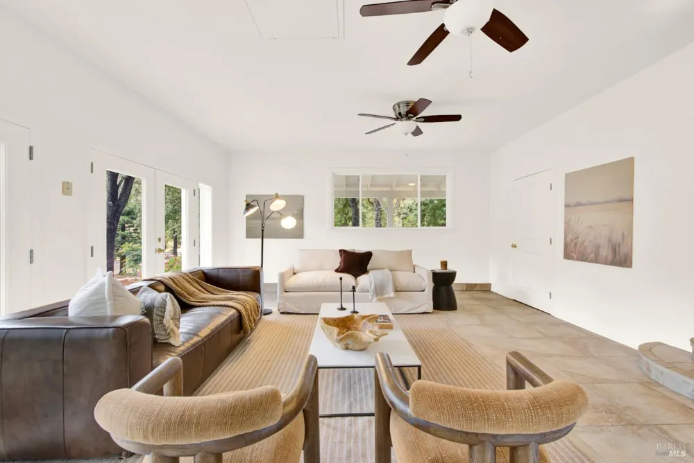 30 Oak Springs Drive Napa, CA 94558