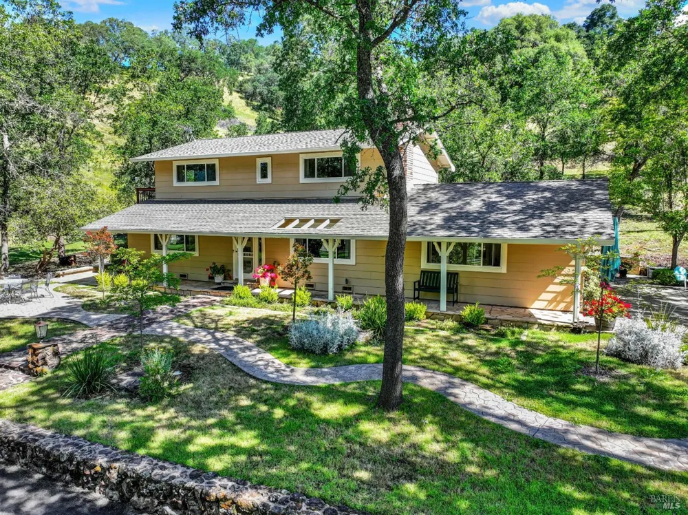 30 Oak Springs Drive Napa, CA 94558