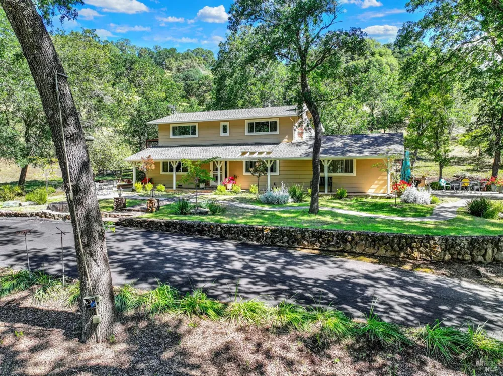30 Oak Springs Drive Napa, CA 94558