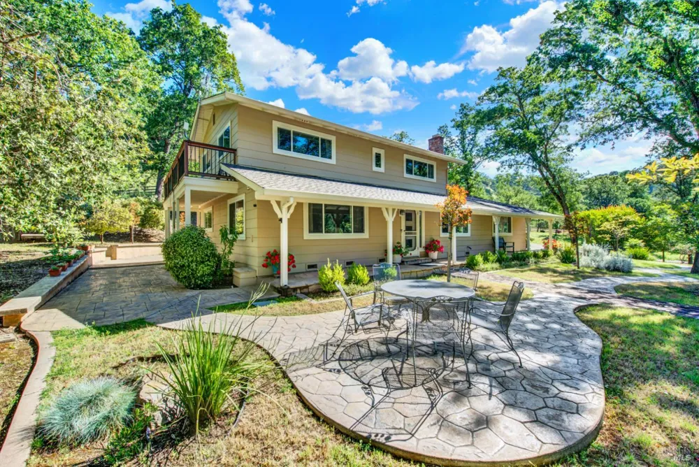 30 Oak Springs Drive Napa, CA 94558