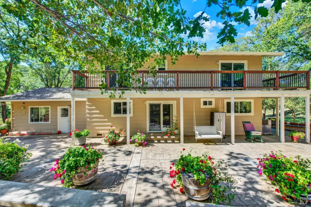 30 Oak Springs Drive Napa, CA 94558