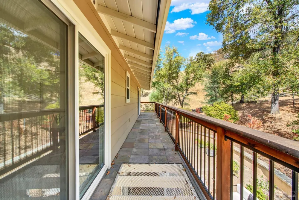 30 Oak Springs Drive Napa, CA 94558