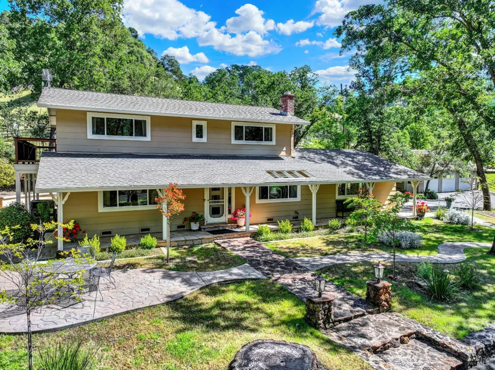 30 Oak Springs Drive Napa, CA 94558