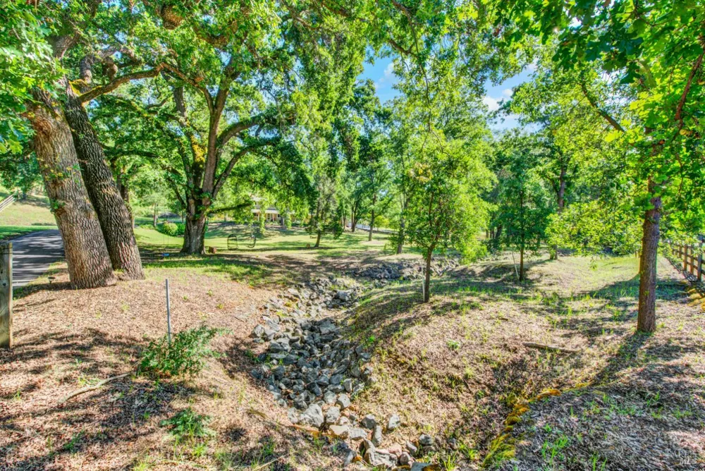 30 Oak Springs Drive Napa, CA 94558