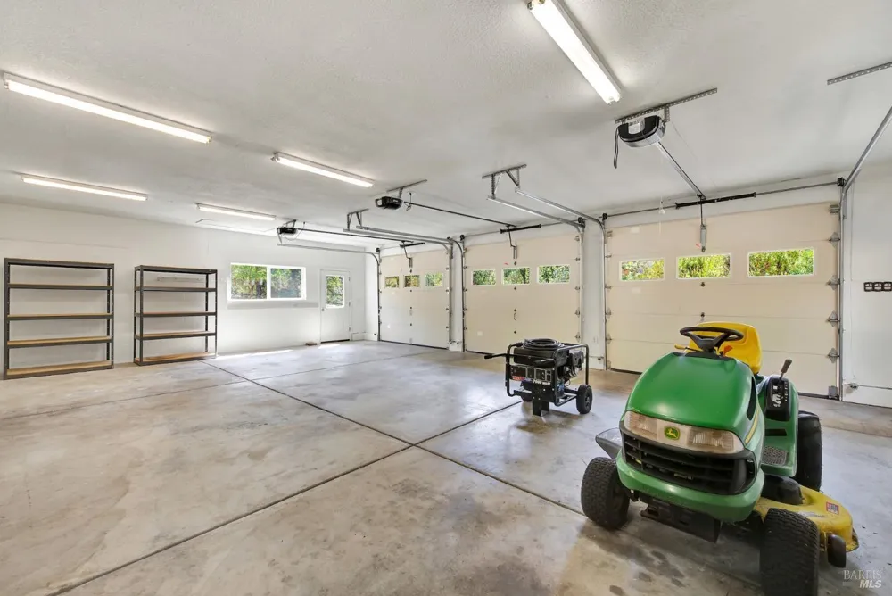 30 Oak Springs Drive Napa, CA 94558