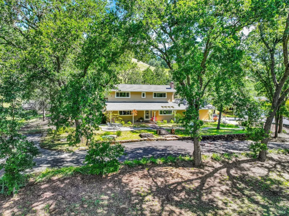 30 Oak Springs Drive Napa, CA 94558
