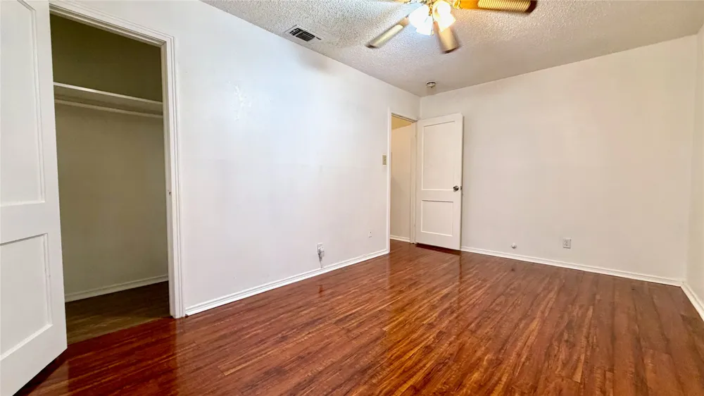 2109 E 12th Street Austin, TX 78702