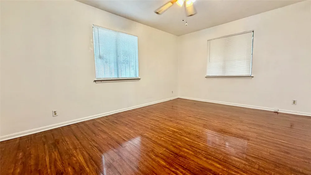 2109 E 12th Street Austin, TX 78702