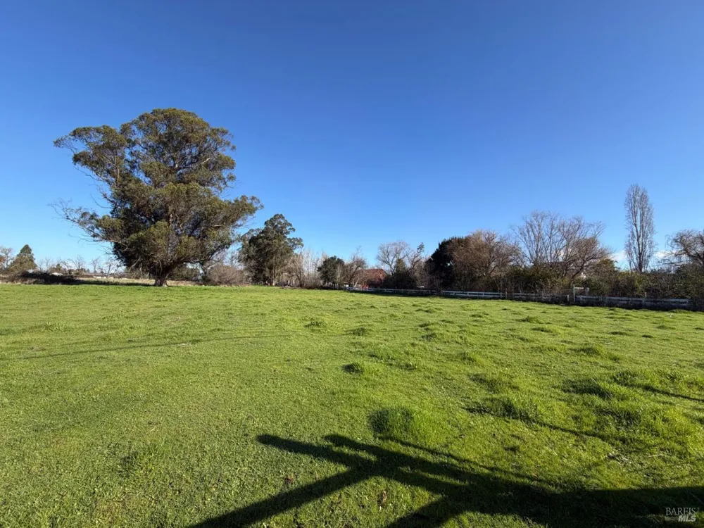 225 Millbrae Avenue Santa Rosa, CA 95407