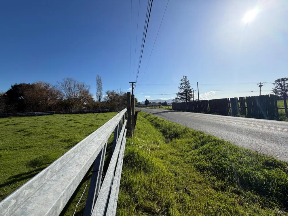 225 Millbrae Avenue Santa Rosa, CA 95407