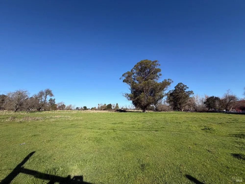 225 Millbrae Avenue Santa Rosa, CA 95407