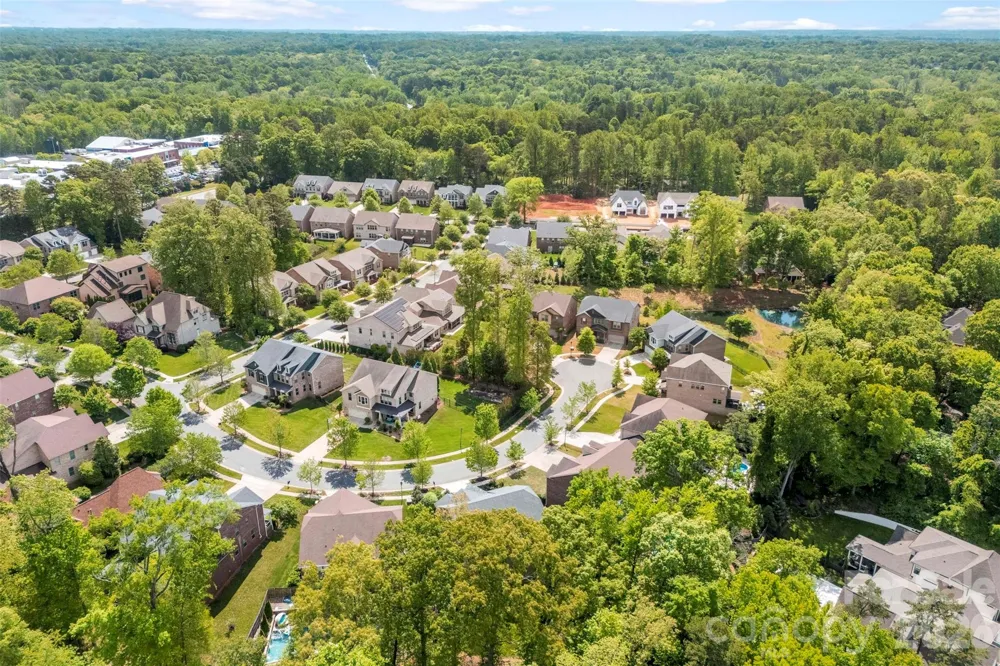 220 Kingsdown Avenue Charlotte, NC 28270