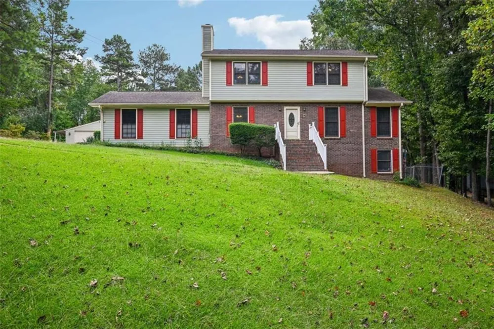 6092 Lakeshore Drive Mableton, GA 30126
