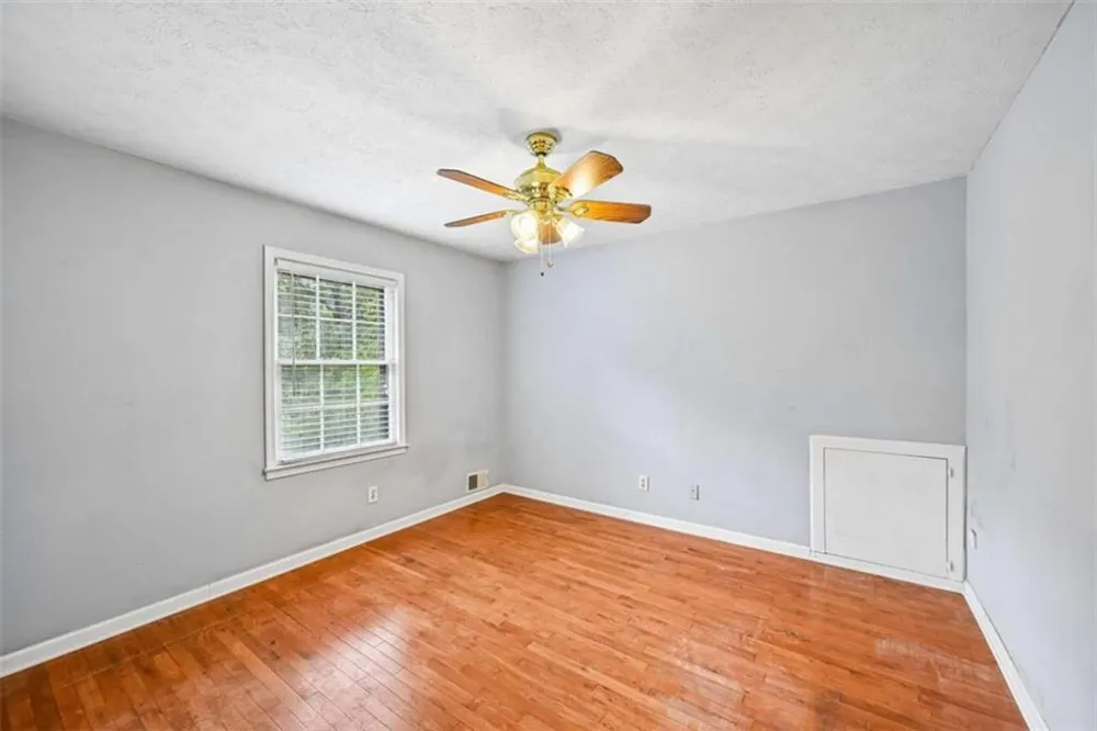 6092 Lakeshore Drive Mableton, GA 30126