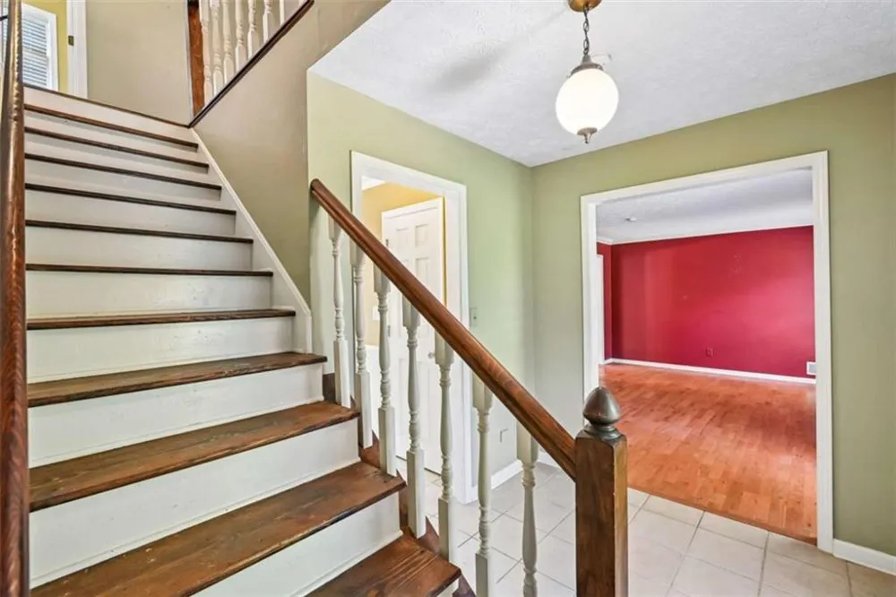 6092 Lakeshore Drive Mableton, GA 30126