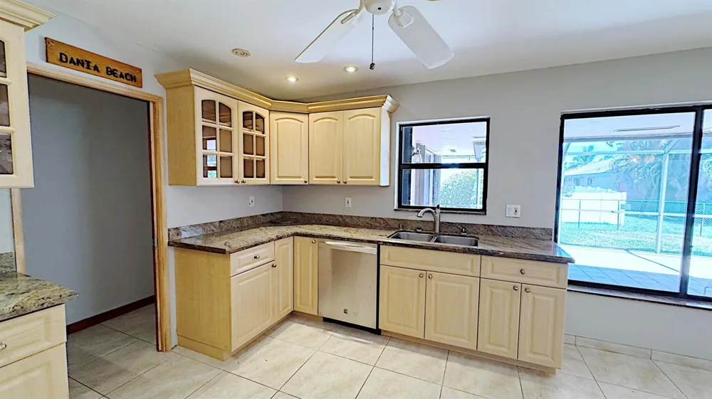 309 SE 4TH STREET Dania Beach, FL 33004