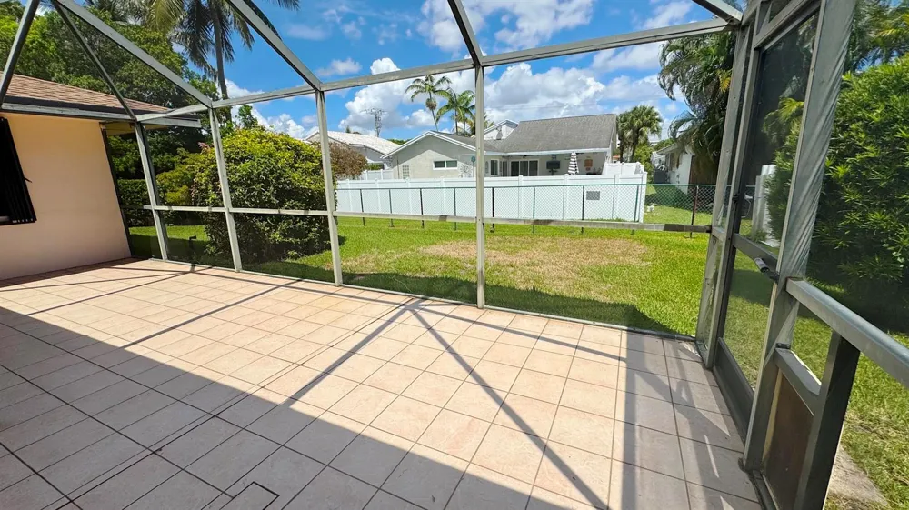 309 SE 4TH STREET Dania Beach, FL 33004