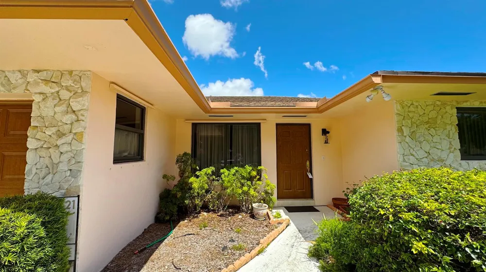 309 SE 4TH STREET Dania Beach, FL 33004