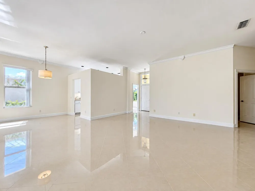 2571 SW Greenwich Way Palm City, FL 34990